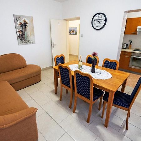 Apartments Bene Banjol المظهر الخارجي الصورة