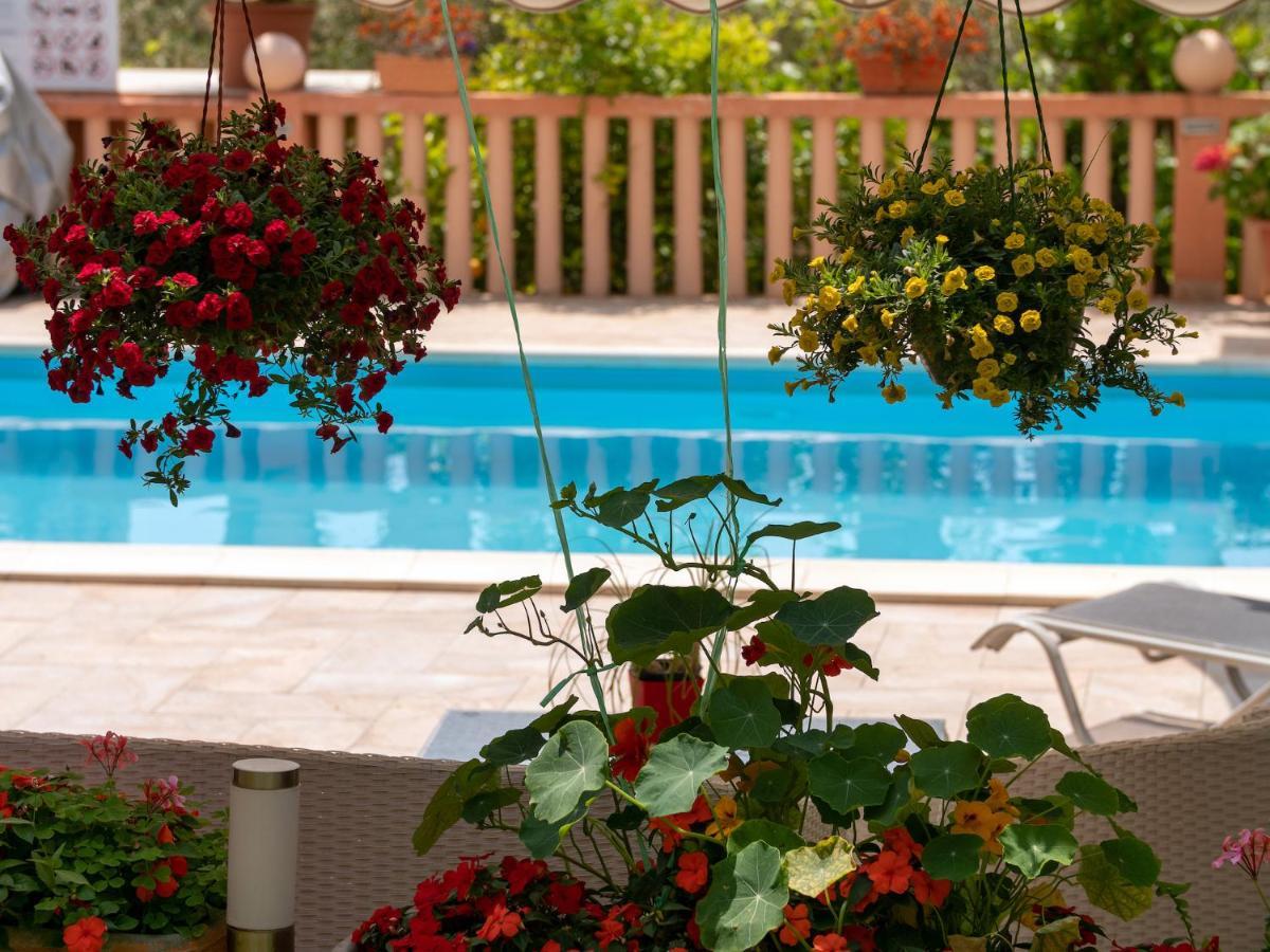 Apartments Bene Banjol المظهر الخارجي الصورة