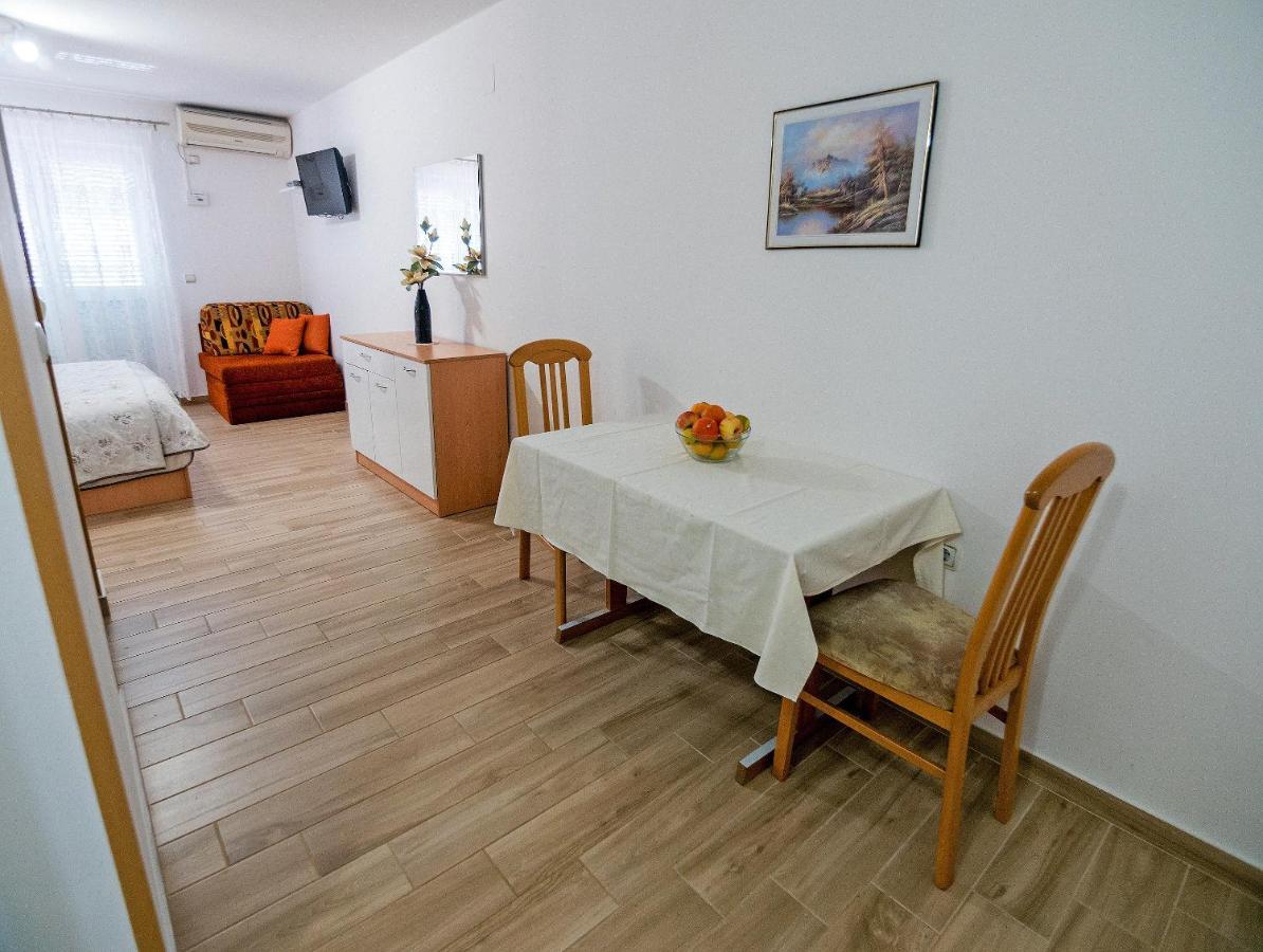 Apartments Bene Banjol المظهر الخارجي الصورة