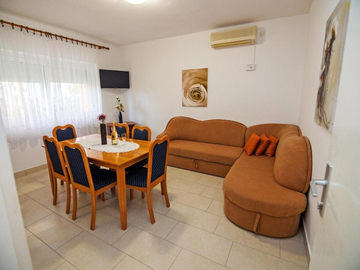 Apartments Bene Banjol المظهر الخارجي الصورة