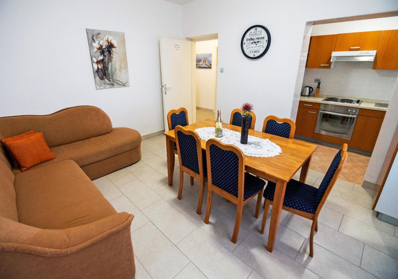 Apartments Bene Banjol المظهر الخارجي الصورة