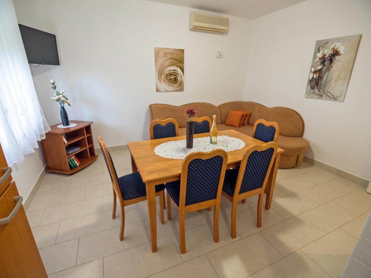 Apartments Bene Banjol المظهر الخارجي الصورة
