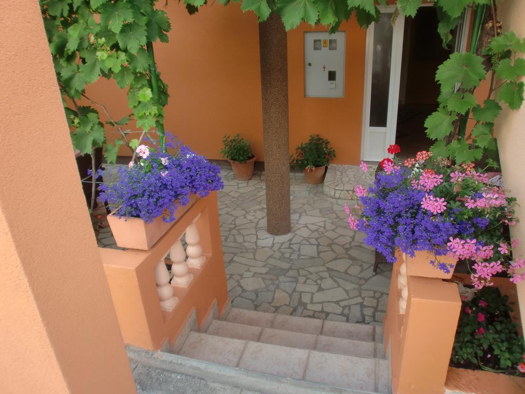 Apartments Bene Banjol المظهر الخارجي الصورة