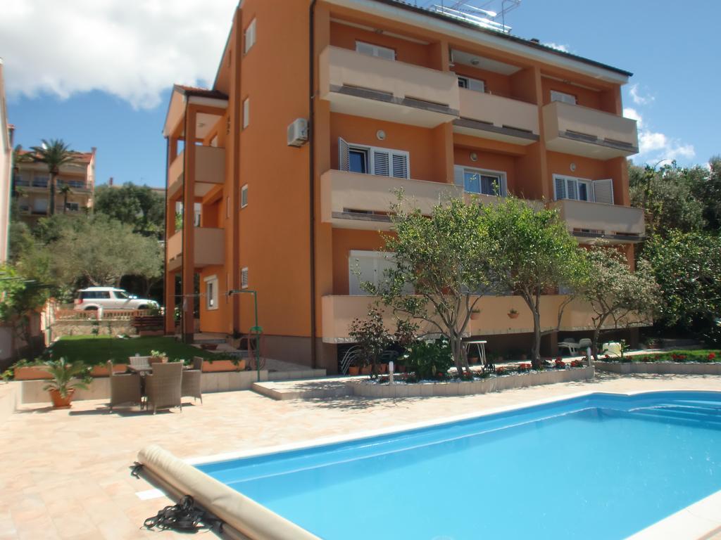 Apartments Bene Banjol المظهر الخارجي الصورة