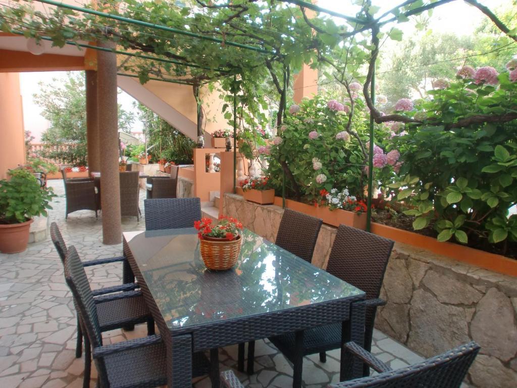 Apartments Bene Banjol المظهر الخارجي الصورة