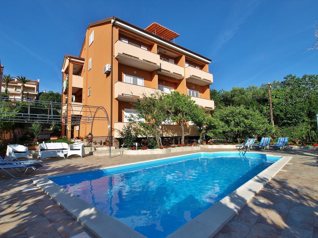 Apartments Bene Banjol المظهر الخارجي الصورة